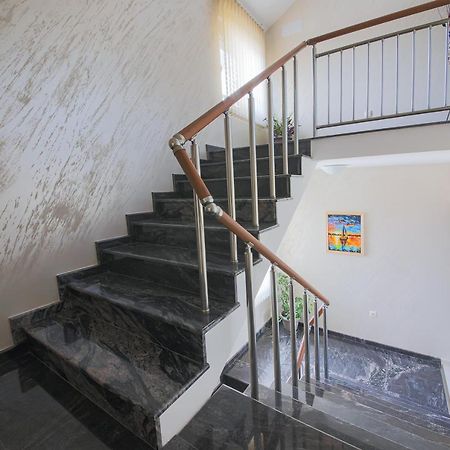 Guesthouse Phoenix Obzor Buitenkant foto