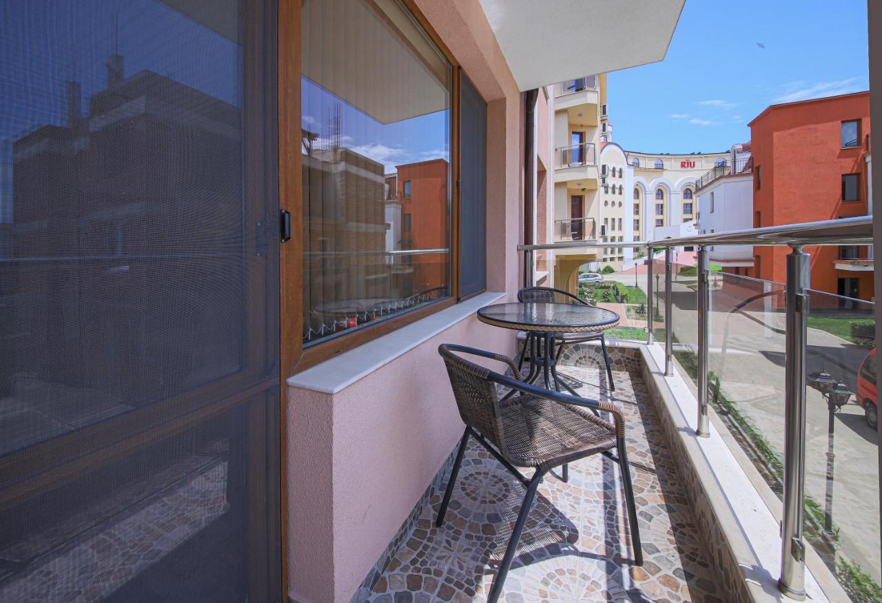 Guesthouse Phoenix Obzor Buitenkant foto